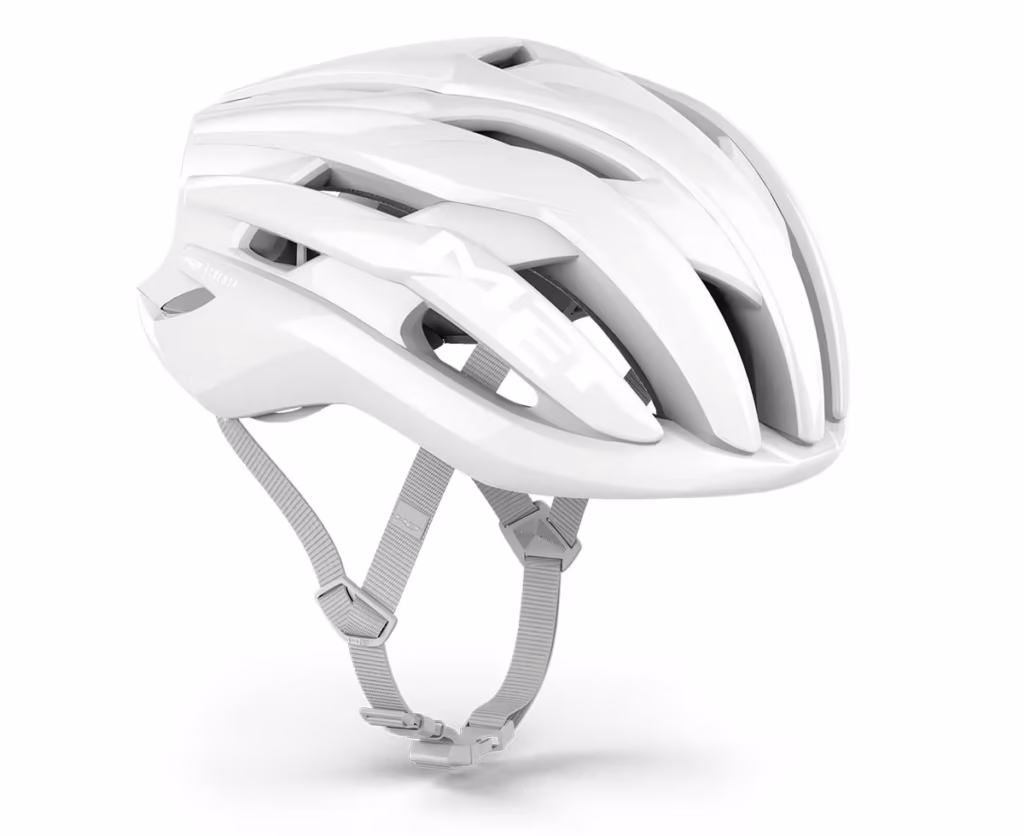 Casco Met Trenta Absolute White