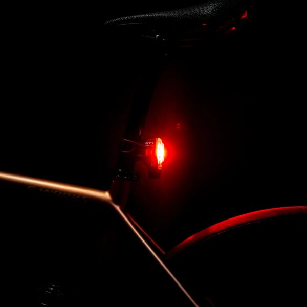 Luz Lezyne Ktv Drive 150 Lumens Trasera - Imagen 4