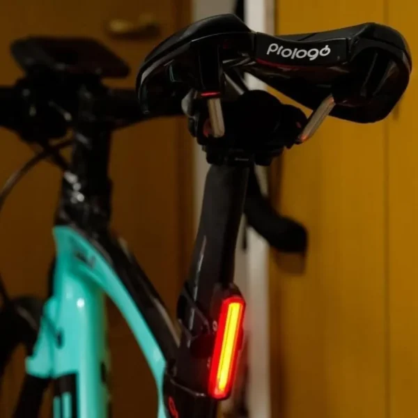 Luz Trasera Magicshine Seemee 30 - Imagen 2